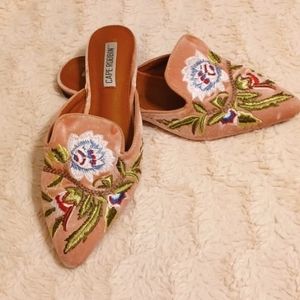 CAPE ROBBIN Pointed Toe Mule Flats, Pink Velvet, Floral Embroidery